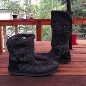 Knit boots